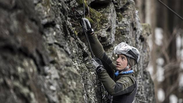 Druhým dnem pokračovalo 26. ledna armádní klání tříčlenných družstev Winter Survival v pohoří Hrubého Jeseníku, kterého se účastní 60 vojáků z ČR i zahraničí.