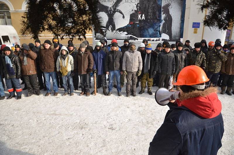 Revoluce na Ukrajině nenechala v klidu fotografa a cestovatele Ivo Dokoupila, který bydlí v Radimi u Krnova. V pátek se vrátil už ze třetí výpravy do Kyjeva.