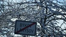 Podívejte se, jak to o víkendu vypadalo na Krnovsku a Hornobenešovsku: oblevu střídá sněžení. Leden 2021.