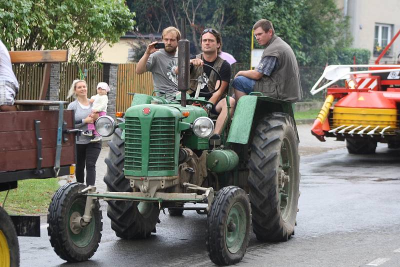 Dožínky ve Slezských Rudolticích na Osoblažsku jsou připomínkou tradic a oslavou sklizené úrody.