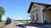 Pára baví seniory je název akce, při které občané Třemešné vyrazili parním vlakem  do Slezských Rudoltic.