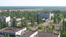 Černobyl láká fanoušky adrenalinové turistiky tajemnou atmosférou zakázané zóny. Mezi prvními přivezl v roce 2007 autentické fotografie z Černobylu Tomáš Herentin z Krnova.