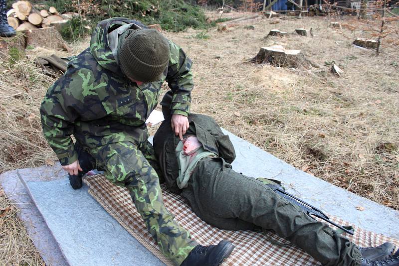 V Jeseníkách se konal další ročník armádní soutěže Winter Survival.