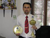 Učitel odborného výcviku bruntálské střední školy služeb zvítězil mezi profesionály v barmanské soutěži Bohemia Sekt Coctail Competition 2009.