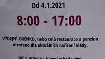 Horská střediska v Jeseníkách zvládla nápor návštěvníků díky dobré organizaci. Snažili se policisté, obsluha parkovišť  i silničáři.