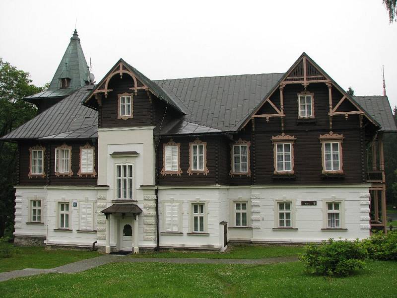 Na snímku lázeňský dům Vlasta.
