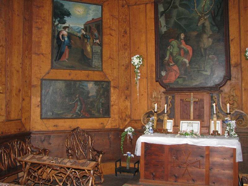 Na snímku interiér Hubertovy kaple.