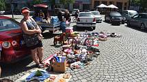 První bleší trh proběhl na krnovském náměstí v neděli 19. června 2022. Akce se bude opakovat vždy po měsíci, a to až do října.