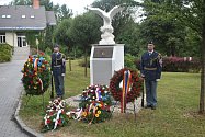 Češi a Rumuni  v rýmařovské nemocnici společně uctili prvního beznohého pilota na světě. Gheorghe Bănciulescu havaroval v Jeseníkách 12. září 1926, a lékaři v Rýmařově mu zachránili život. 20. července 2023