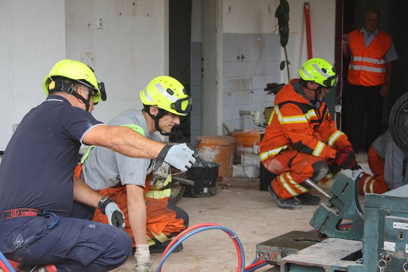 Na nádraží v Branticích 80 let sloužil výpravčímu unikátní německý zabezpečovací systém Einheit. Poslední službu měl 30. června. V červenci ho čekal  transport do železničního muzea v Ostravě.