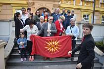 Setkání makedonské menšiny z Česka a Polska na zámku v Linhartovech