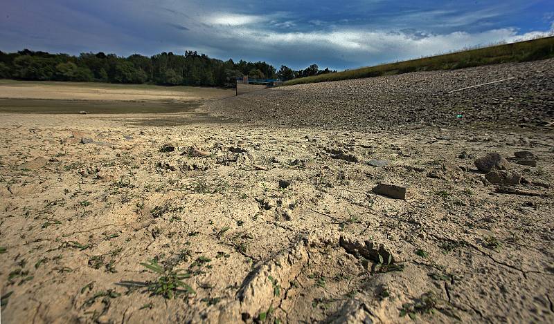 Takto se sucho odráží na české krajině