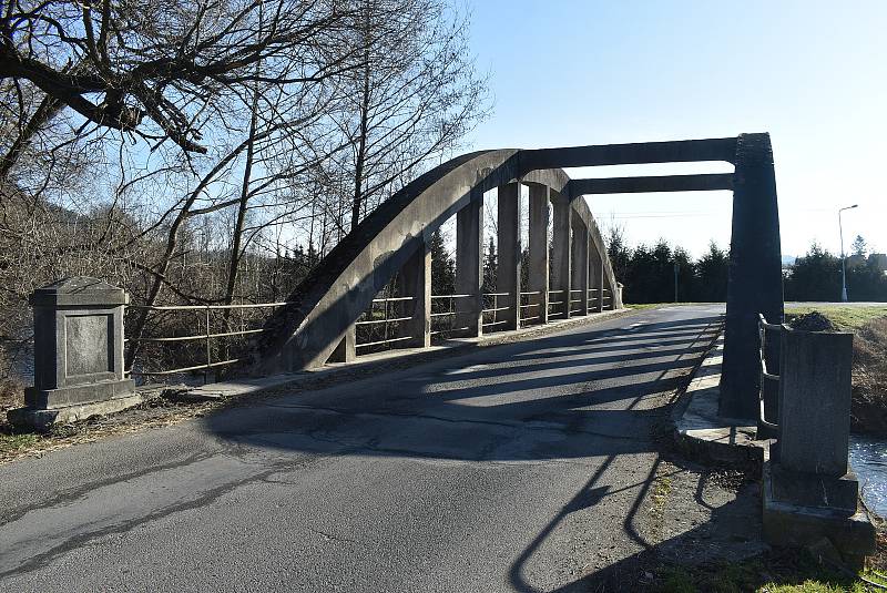 Brantice jsou příjemné klidné místo k bydlení a také zde začíná přibývat výletníků.