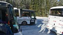 Cesta autobusem z Hvězdy na Ovčárnu v neděli 13. prosince.