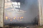 Seníku v obci Hlinka, který v neděli 6. září zachvátil požár, již nedokázal pomoci ani včasný zásah hasičů