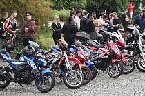 "Poslední jízda" z Krnova do Úvalna, 1. července 2023. Pietní akcí za mladého motorkáře, kteří tragicky zahynul při dopravní nehodě u Červeného Dvora. 1. 7. 2023