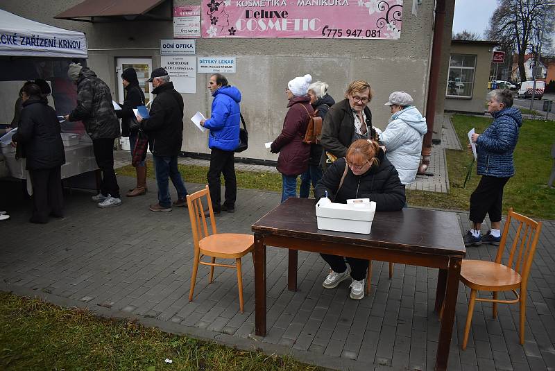 Příjem žádostí o registraci, ze kterých budou vylosováni pacienti nové zubní ordinace na poliklinice v Rýmařově. 28.11. 2022