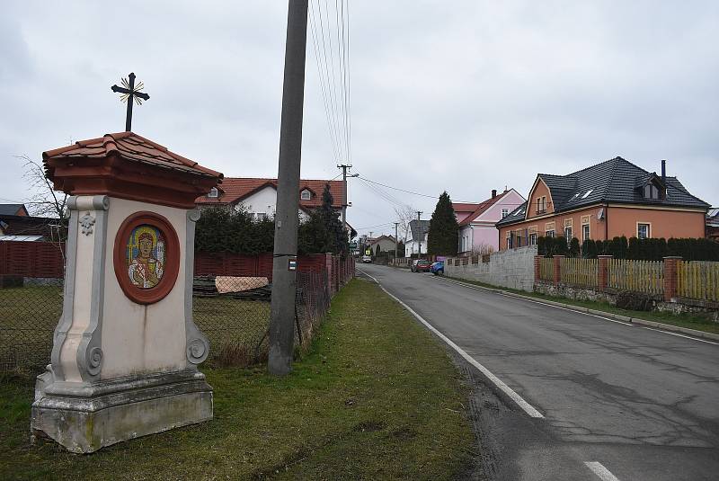 Úvalno bylo v Moravskoslezském kraji vyhlášeno Vesnicí roku 2018. Porotu zaujalo  originalitou a tvořivým přístupem k rozvoji.