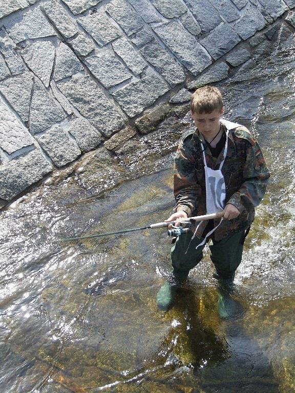 Do Vrbna pod Pradědem se na soutěž mladých rybářů sjely celé rodiny.