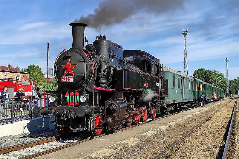 Historický vlaku s lokomotivou Velký bejček bude jezdit na trase Opava - Krnov - Jindřichov ve Slezsku - Bruntál.