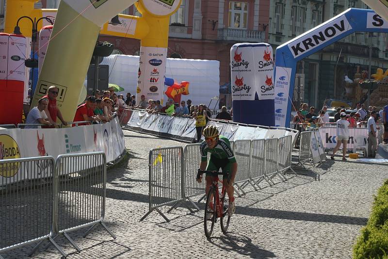 Do Krnova se po roce vrátil Závod míru U23, kterého se účastní nejlepší cyklisté do 23 let z celého světa. Začal dloukilometrovým prologem, který měl start i cíl na krnovském náměstí.