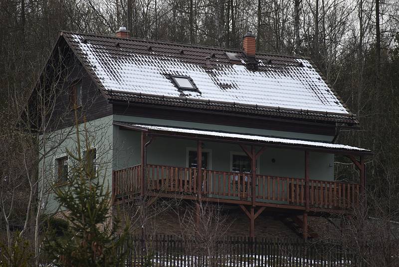 Před vybudováním Slezské Harty bývala Nová Pláň součástí Karlovce a pak Bruntálu. Dnes patří k nejmenším obcím v České republice.