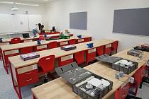 Základní škola ZŠ Okružní v Bruntále ve středu 11. ledna 2023 představila čtyři nové odborné učebny.