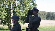 Úzkokolejka Osoblažka se vrátila do března 1945 díky fanouškům vojenské historie. Ti názorně předvedli cestujícím, co se zde mohlo odehrávat v posledních dnech války.