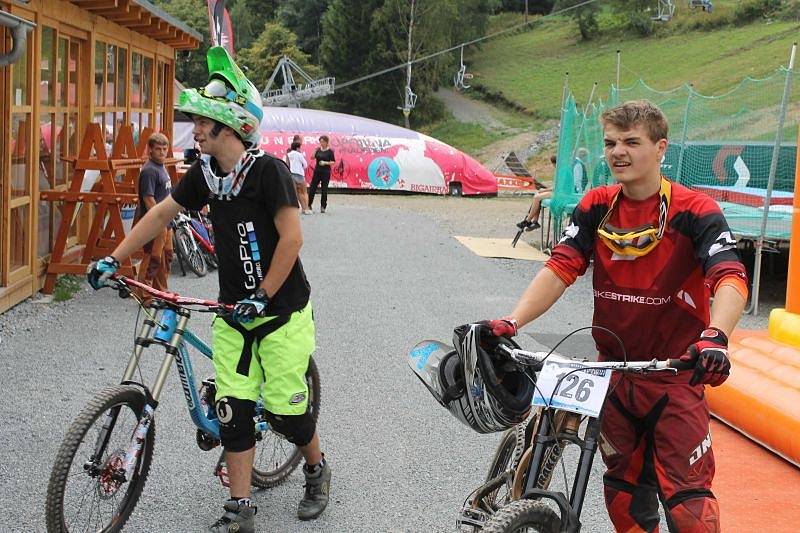 Adrenalinové zážitky lovili od pátku 30. srpna do neděle 1. září na jesenických svazích vyznavači horských kol. Na Kopřivné probíhal moravsko-slovenský pohár.