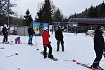 Tažení lyžařů za rolbou je zimní sport známý jako „rolba skijöring“. Děti v Kopřivné této zábavě říkají rolbavláček. Může to být také alternativní doprava lyžařů na kopec, když je  zavřený vlek i lanovka.