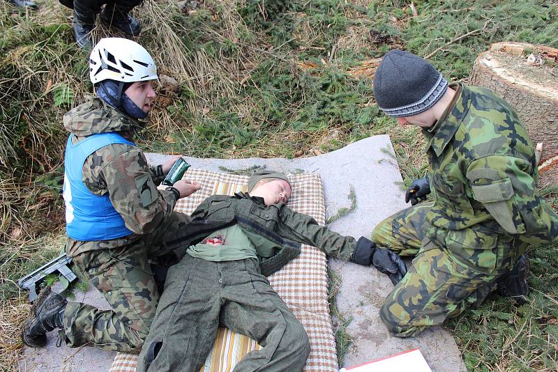 V Jeseníkách se konal další ročník armádní soutěže Winter Survival.