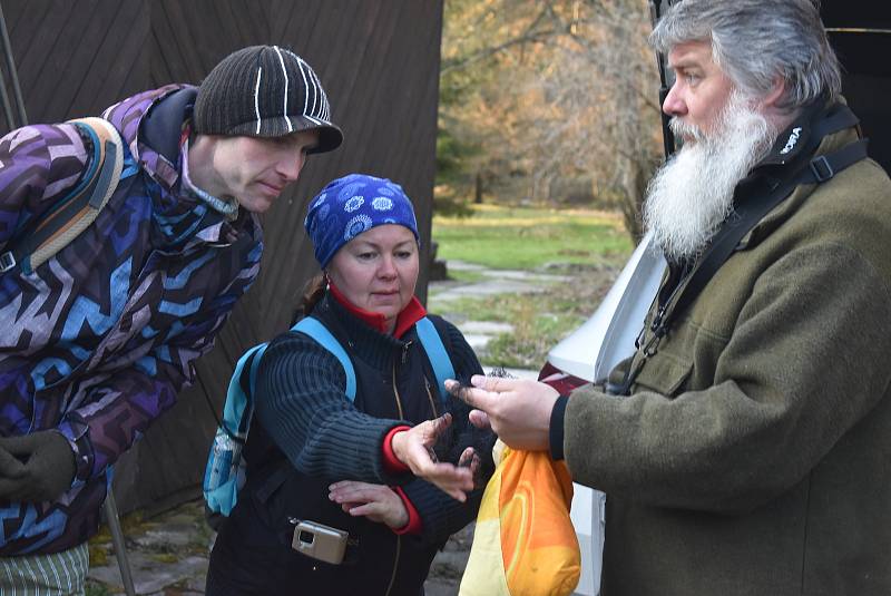 Vítání ptačího zpěvu v Karlově Studánce se zoologem Petrem Šajem.