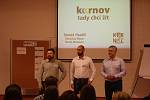 Vedení města Krnova tvoří starosta Tomáš Hradil a Místostarostové Miroslav Binar a Pavel Moravec. Společně poděkovali Krnovanům, že společně zvládají krizovou situaci jako jedna komunita.