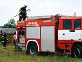 Krnovští hasiči naposledy použili speciální zahnuté vidle nazývané kopáč na začátku srpna při požáru suché trávy na železničním náspu v Krásných Loučkách.