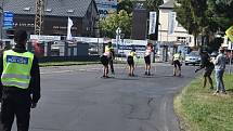 Milovníci kolečkových lyží vyrazili na čtyřicetikilometrový skimaraton, který má start i cíl v Rýmařově. 7.8.2022
