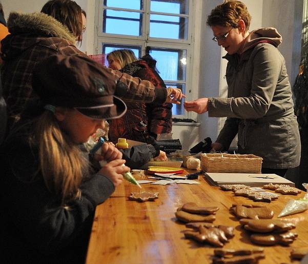 Tradiční Svatojiřetínský Advent na faře v Jiřetíně pod Jedlovou.