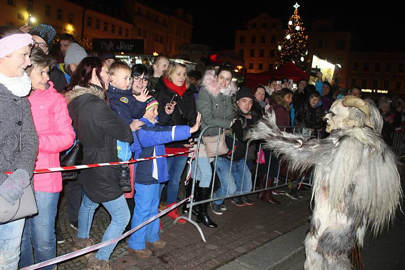 Krampusáci pouštěli v Děčíně hrůzu.