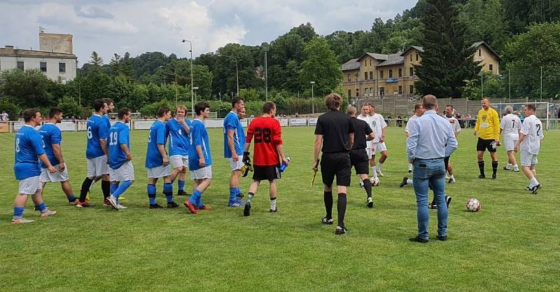 Fotbalový klub v Benešově nad Ploučnicí slavil stoleté výročí. Dorazil i Sigi Team.