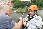 Divácký den Adrenalin Challenge přilákal odvážlivce. Přelaňovali kaňon Labe