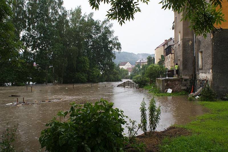 Sobotní velká voda zasáhla i Benešov nad Ploučnicí