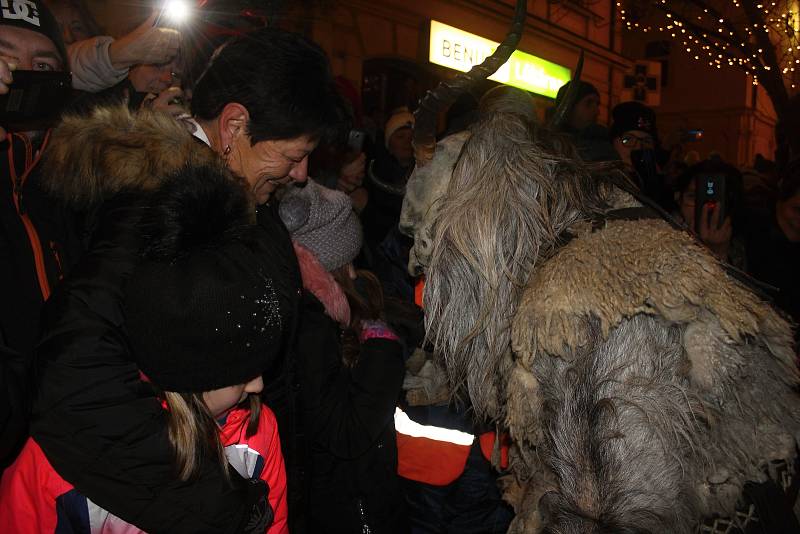 Krampusáci pouštěli v Děčíně hrůzu.