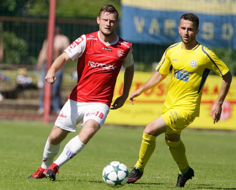 PORÁŽKA. Varnsdorf se loučil prohrou 1:2 v Pardubicích.