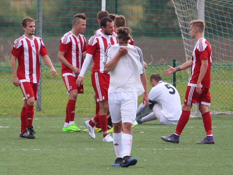 ZASE PORÁŽKA. Jiskra Modrá padla v Srbicích 1:3.