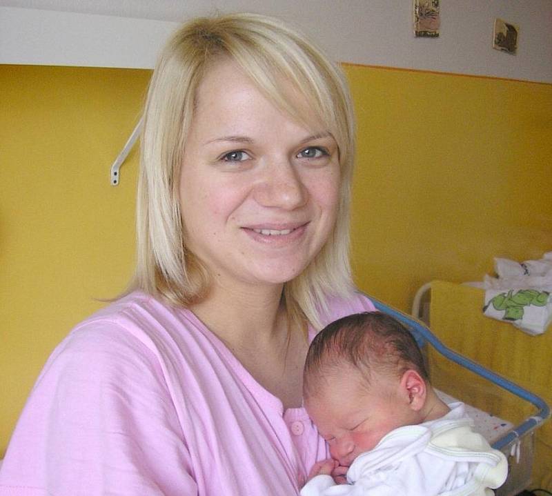 Lucii Červinkové z Děčína se 20. července ve 12:25 v děčínské porodnici narodil syn Tadeáš Knespl. Měřil 50 cm a vážil 3,36 kg