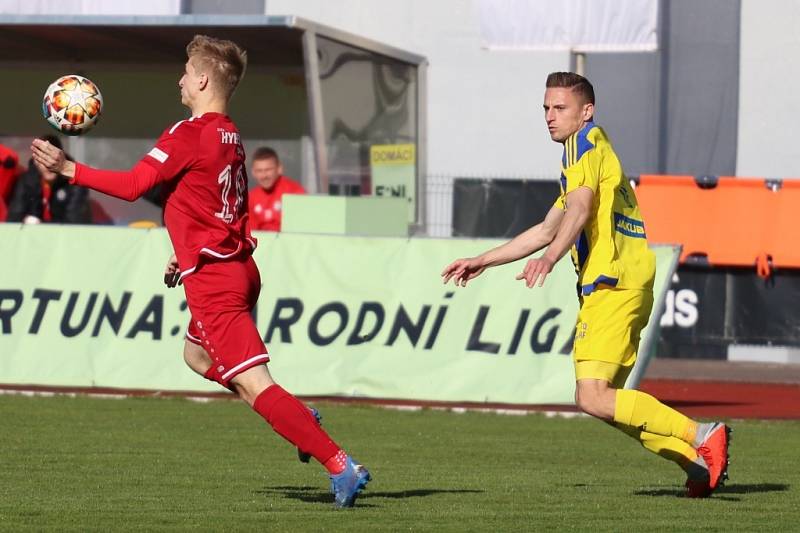 Druhá liga: Varnsdorf - Chrudim 1:2.