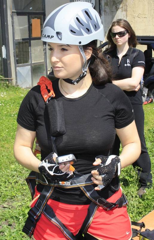 VIA FERRATA neboli Železná stezka vznikla v Děčíně na skále pod Pastýřskou stěnou. 