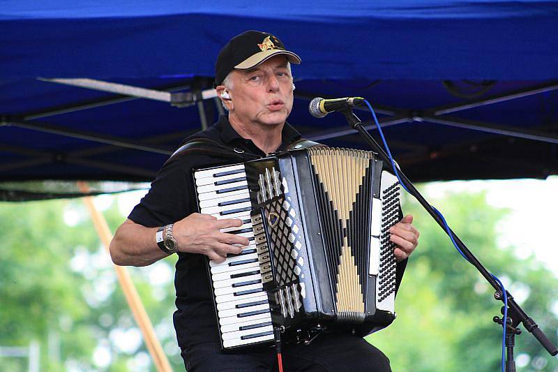 První víkendový den letošních slavností vyvrcholil hudebním festivalem.