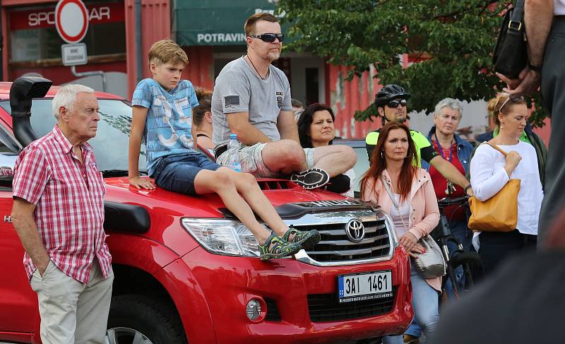 Druhá demonstrace za zachování provozu Lužické nemocnice.