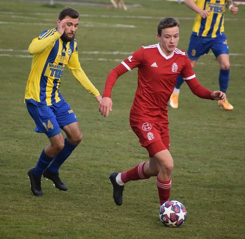 Fotbalisté Varnsdorfu doma udolali poslední Vyšehrad 1:0.