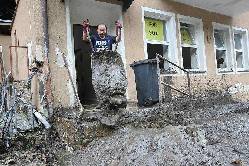 Povodně v srpnu 2010 zničily Hřensko.